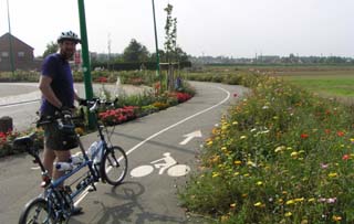frenchbikepath.jpg