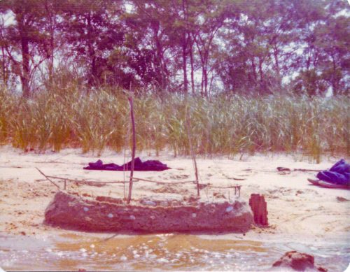 1976 Sand sculpture